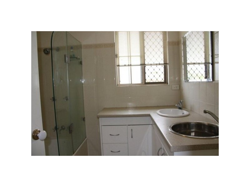 2/159 School Road, Yeronga QLD 4104