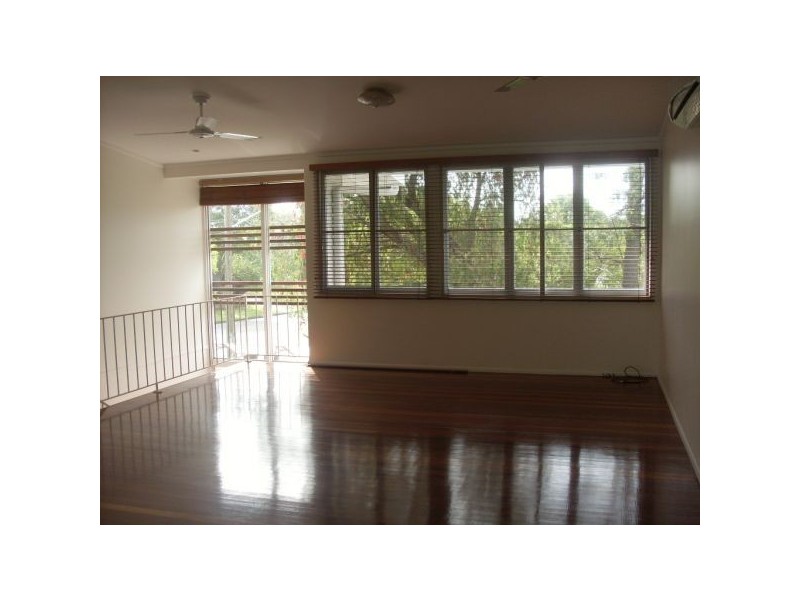 22 Marford Street, Chermside West QLD 4032