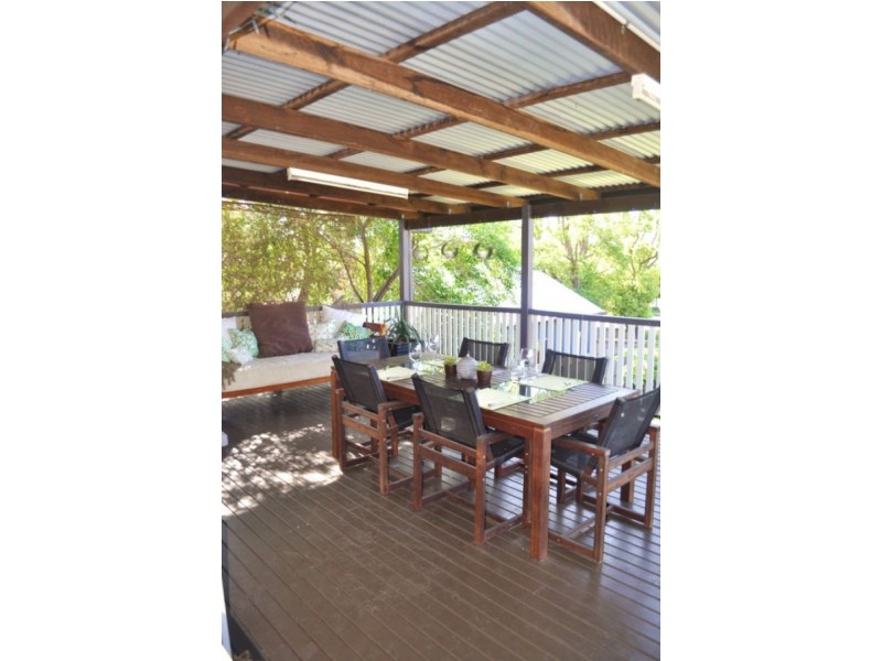 4 Thirteenth Avenue, Kedron QLD 4031