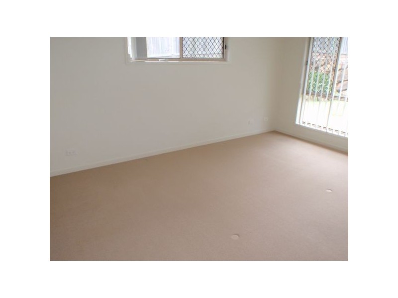 9 Hillary Drive, Warner QLD 4500