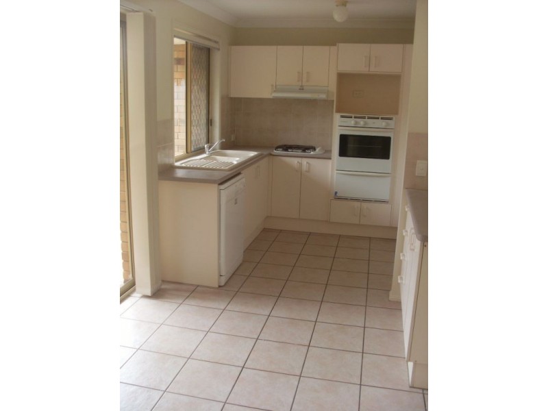 7 Petunia, Fitzgibbon QLD 4018