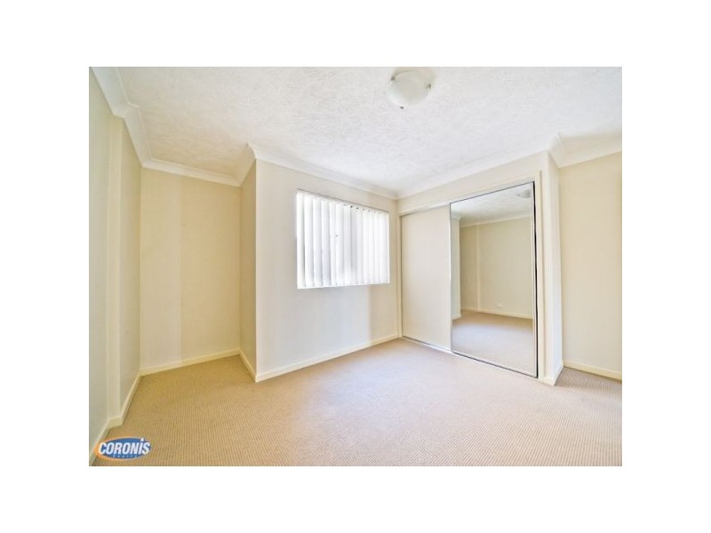 8/2A White Street, Everton Park QLD 4053