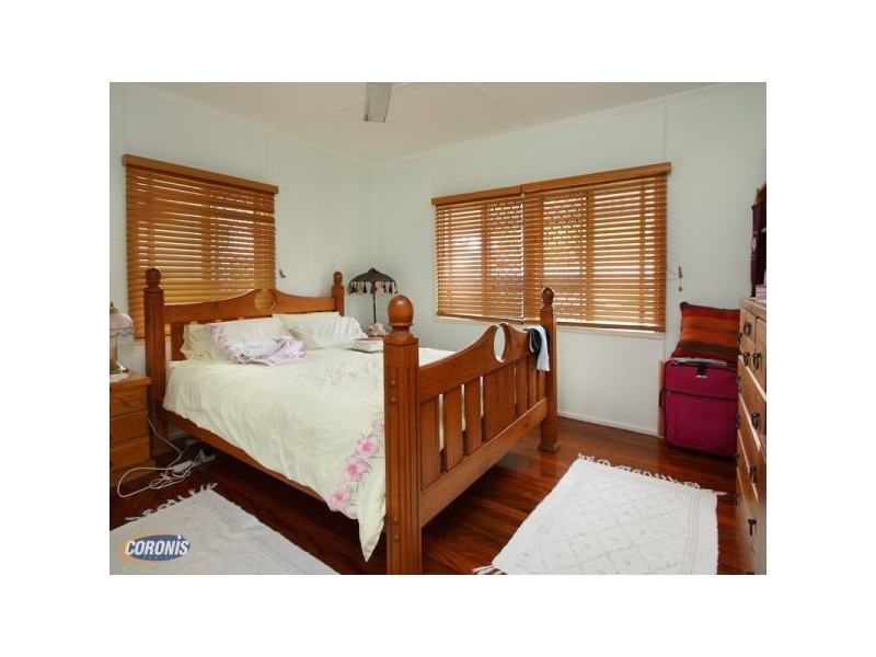 11 Conley Street, Clontarf QLD 4019