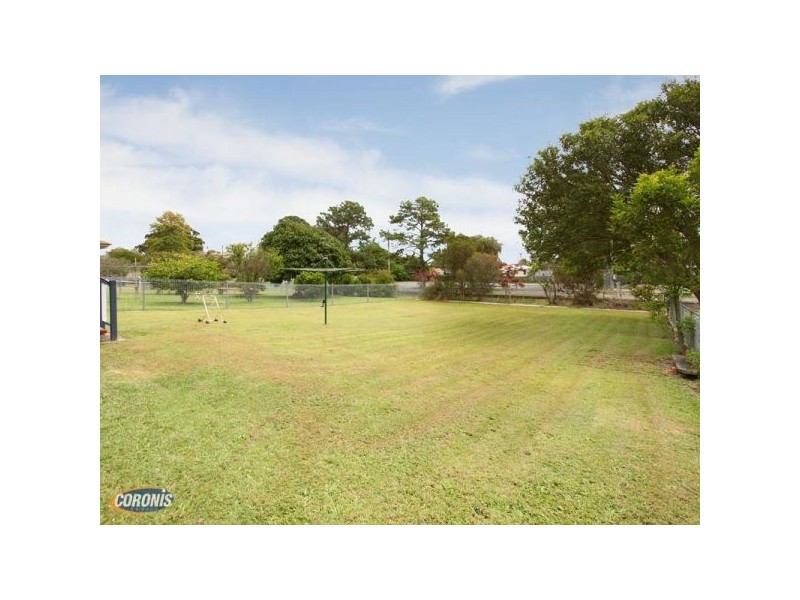 11 Conley Street, Clontarf QLD 4019
