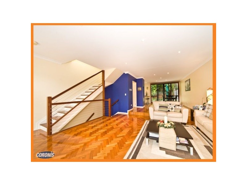 3B Bellevue Parade, Taringa QLD 4068