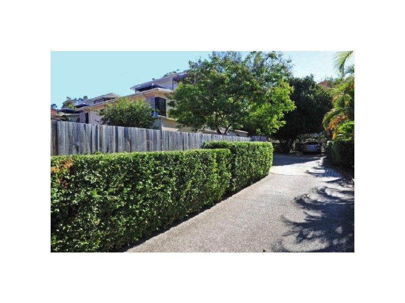 1/42 Hilltop Avenue, Chermside QLD 4032