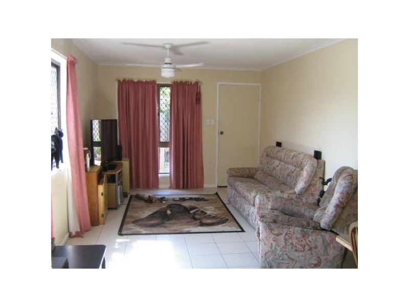 1/9 Queen Street, Scarborough QLD 4020