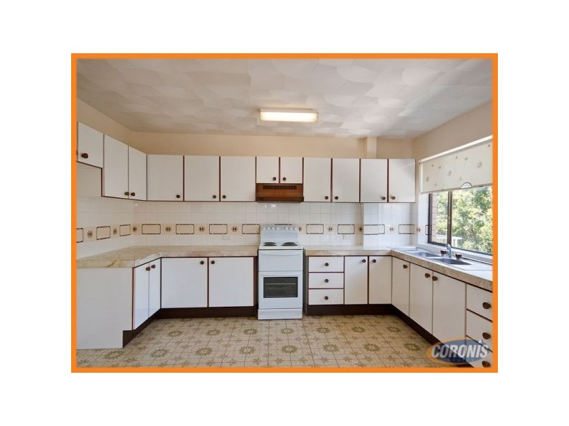 2/18 Miles Street, Clayfield QLD 4011