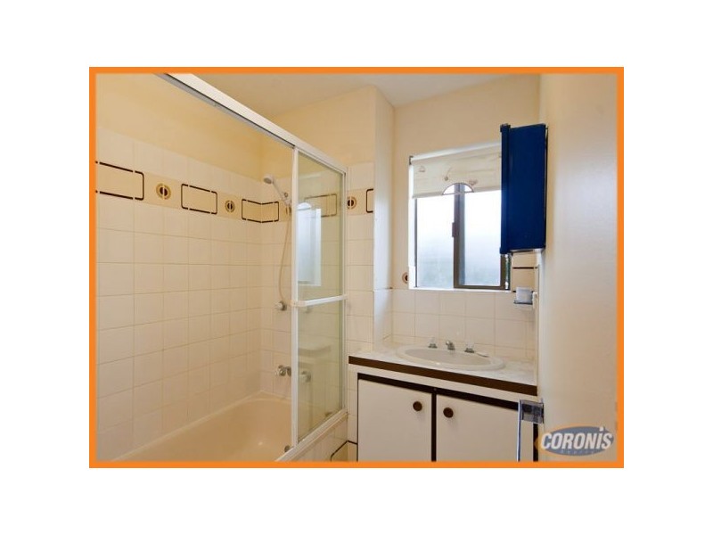 2/18 Miles Street, Clayfield QLD 4011