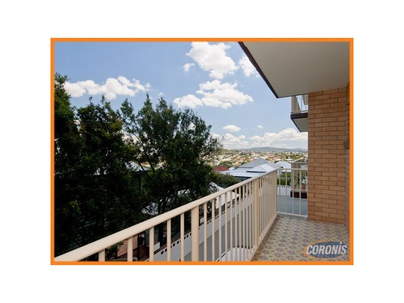 2/18 Miles Street, Clayfield QLD 4011