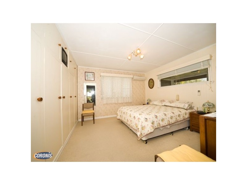 37 Heilbromm Street, Stafford Heights QLD 4053