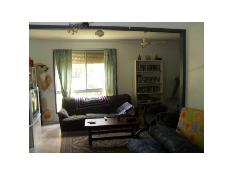 1 Vievers Street, Caboolture QLD 4510