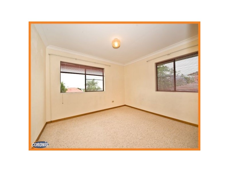 4/33 Kinmond Avenue, Wavell Heights QLD 4012