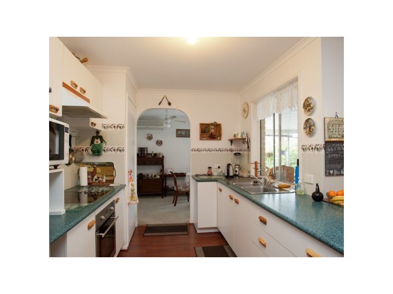 7 Lyrebird Way, Kallangur QLD 4503