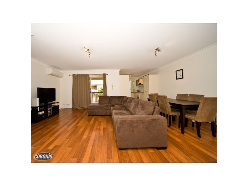 12/63  Kirkland Ave, Coorparoo QLD 4151