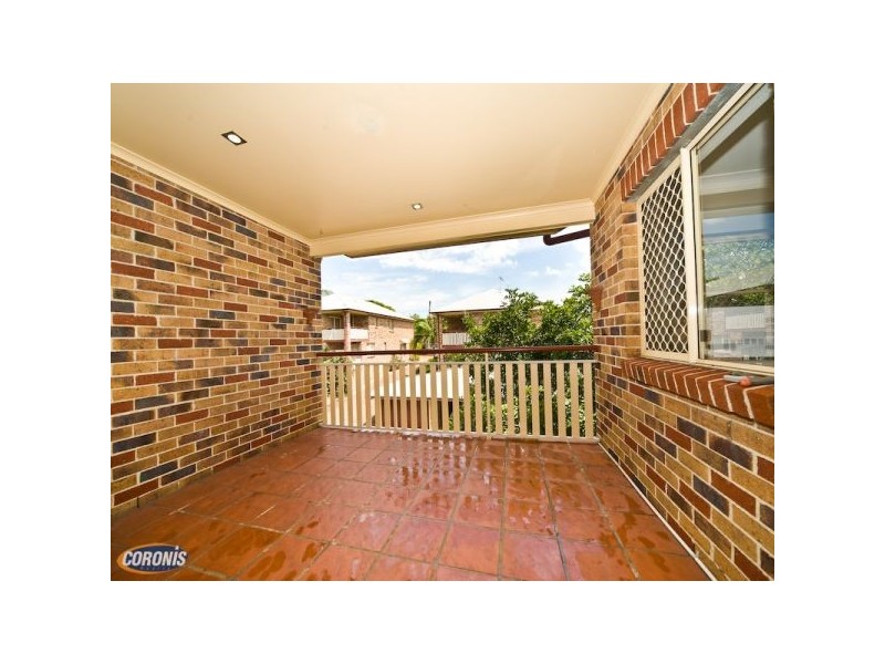 12/63  Kirkland Ave, Coorparoo QLD 4151