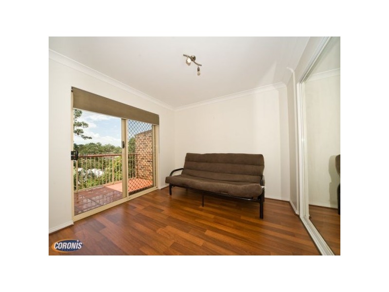 12/63  Kirkland Ave, Coorparoo QLD 4151