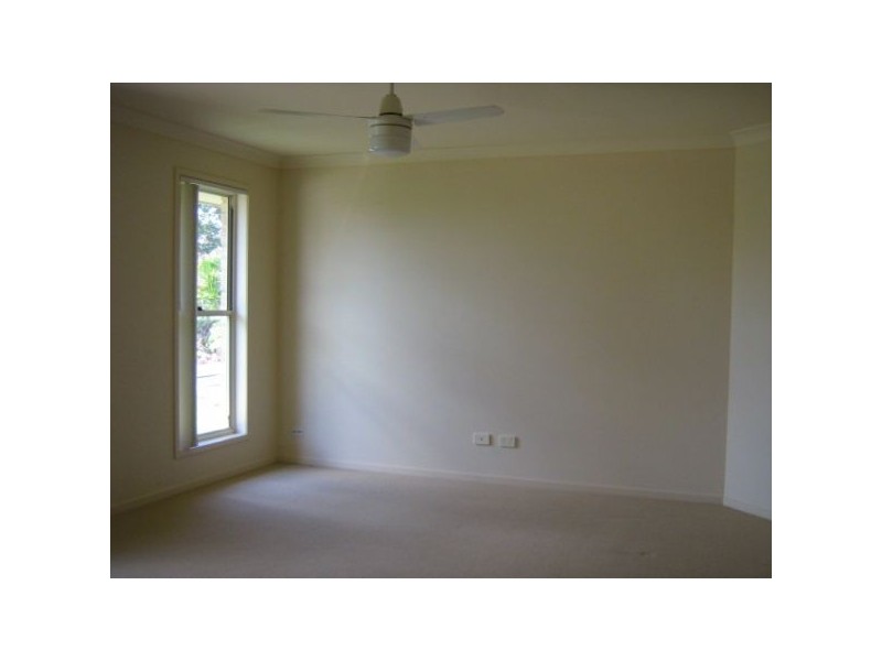 11  Everard St, North Lakes QLD 4509