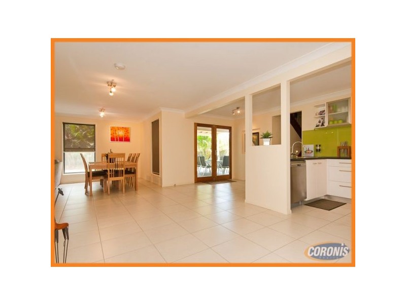 19 Rothschild Street, Eatons Hill QLD 4037