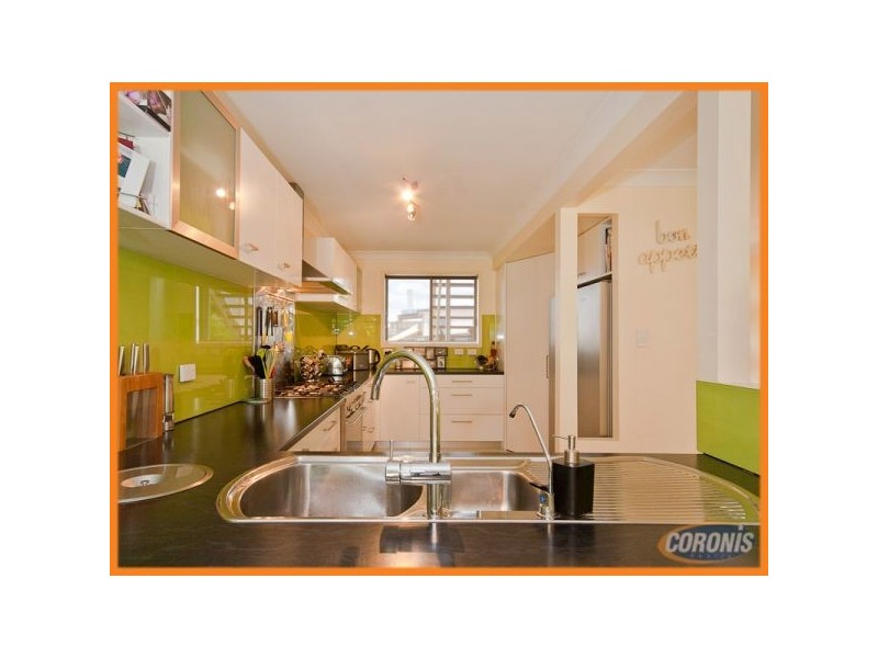 19 Rothschild Street, Eatons Hill QLD 4037