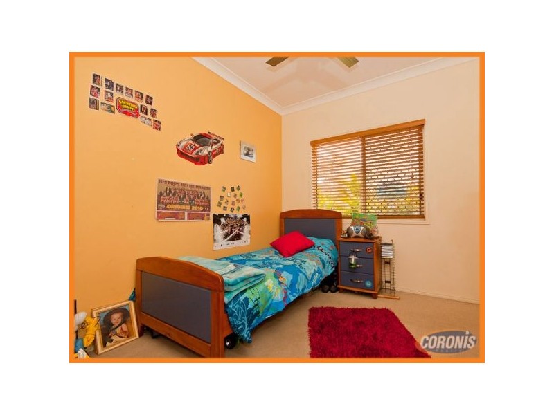 19 Rothschild Street, Eatons Hill QLD 4037