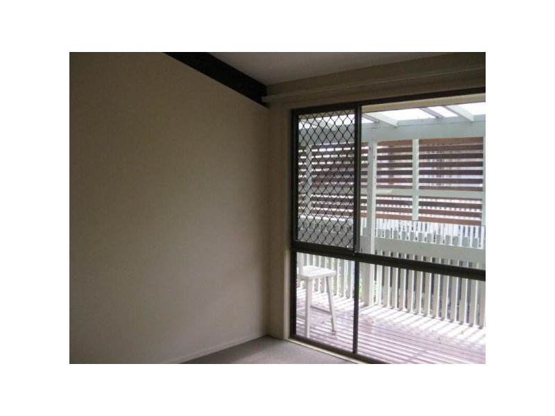 2/18 Movilla Street, Ferny Grove QLD 4055