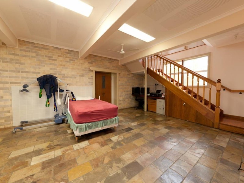 153 Kianawah Road, Wynnum West QLD 4178