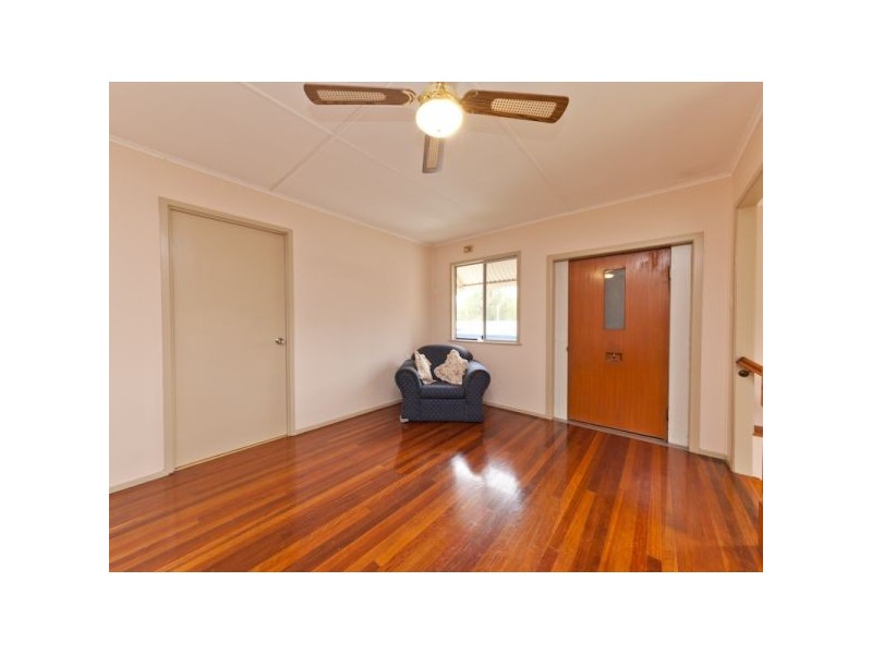 153 Kianawah Road, Wynnum West QLD 4178