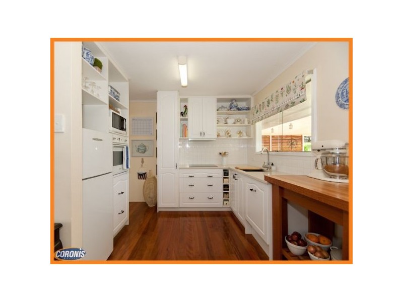 15 Doulton Street, Stafford Heights QLD 4053