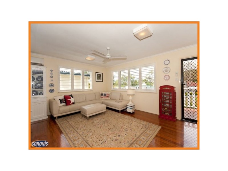 15 Doulton Street, Stafford Heights QLD 4053