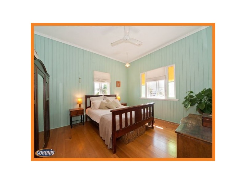 28 Tingal Road, Wynnum QLD 4178