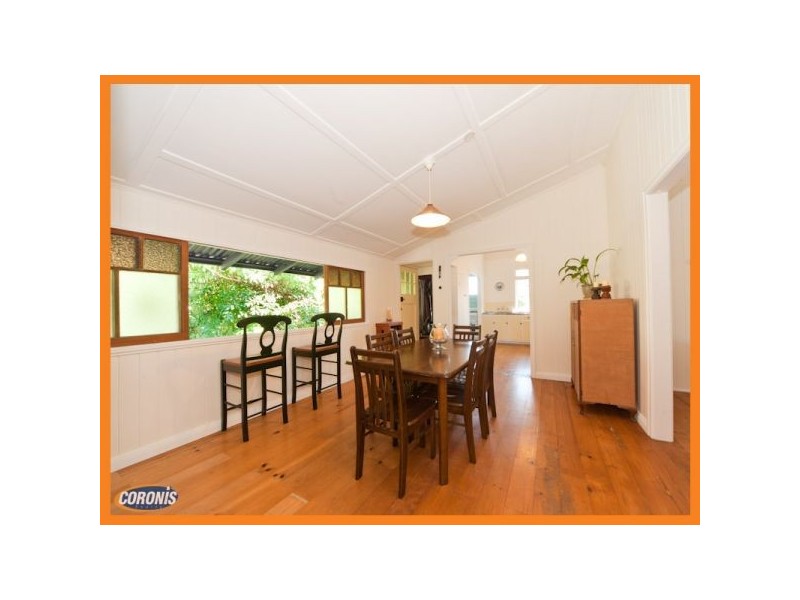 28 Tingal Road, Wynnum QLD 4178