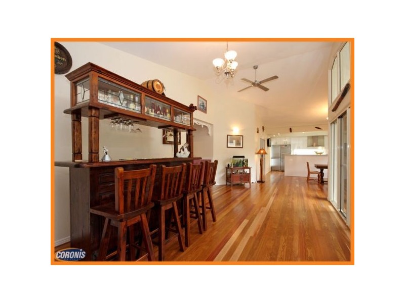 6 Phillip Street, Beachmere QLD 4510