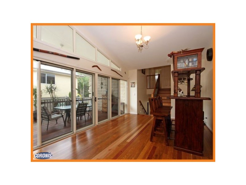 6 Phillip Street, Beachmere QLD 4510