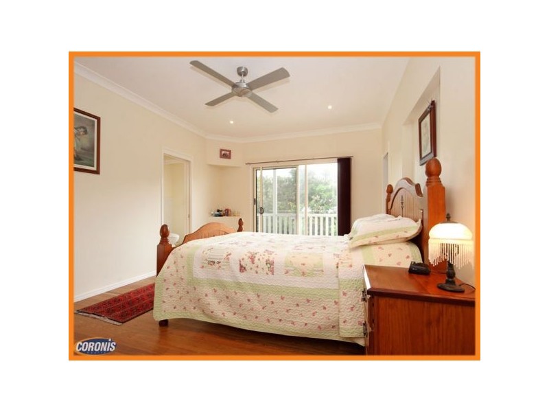 6 Phillip Street, Beachmere QLD 4510
