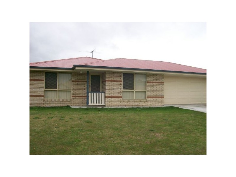 17 Kerswell St, Caboolture QLD 4510