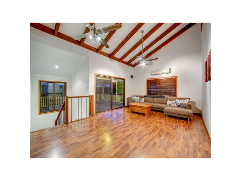 213 Bunya Road, Arana Hills QLD 4054