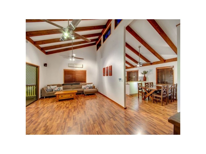 213 Bunya Road, Arana Hills QLD 4054