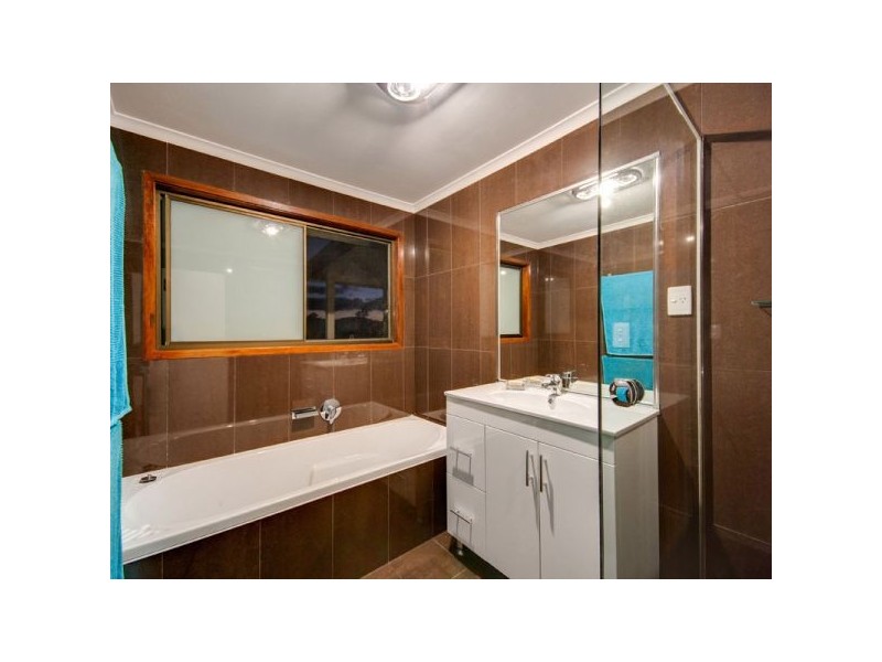 213 Bunya Road, Arana Hills QLD 4054