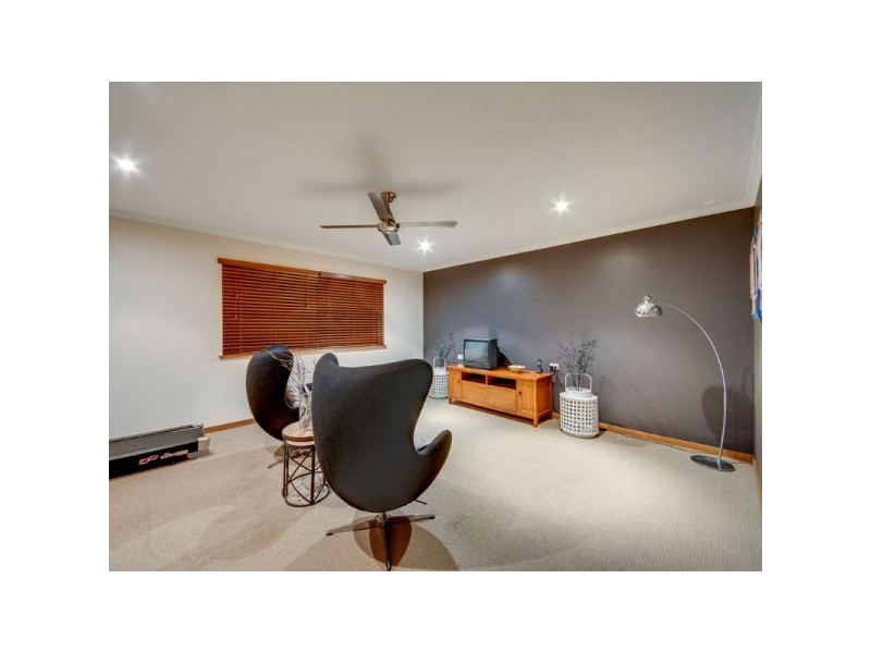 213 Bunya Road, Arana Hills QLD 4054