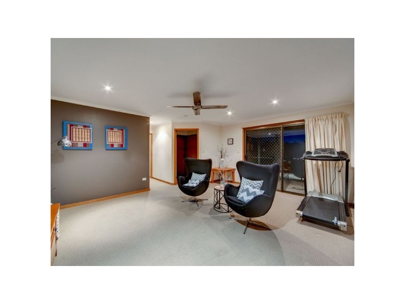 213 Bunya Road, Arana Hills QLD 4054