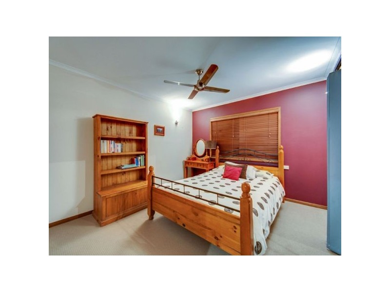 213 Bunya Road, Arana Hills QLD 4054