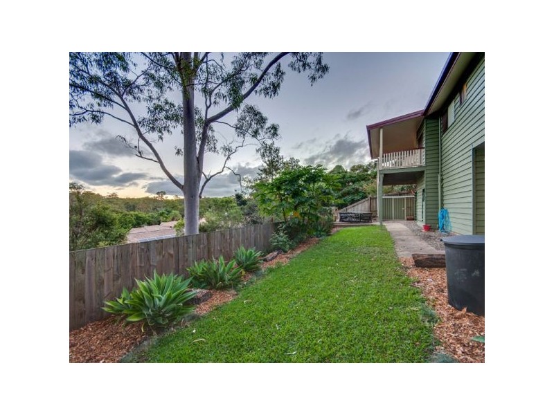 213 Bunya Road, Arana Hills QLD 4054