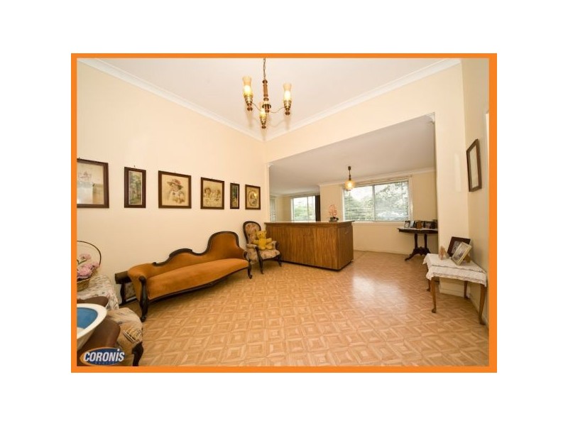 9 Gramere Avenue, Ashgrove QLD 4060