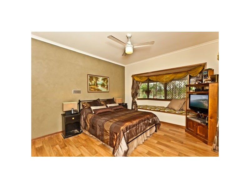 105 Torrens Road, Petrie QLD 4502