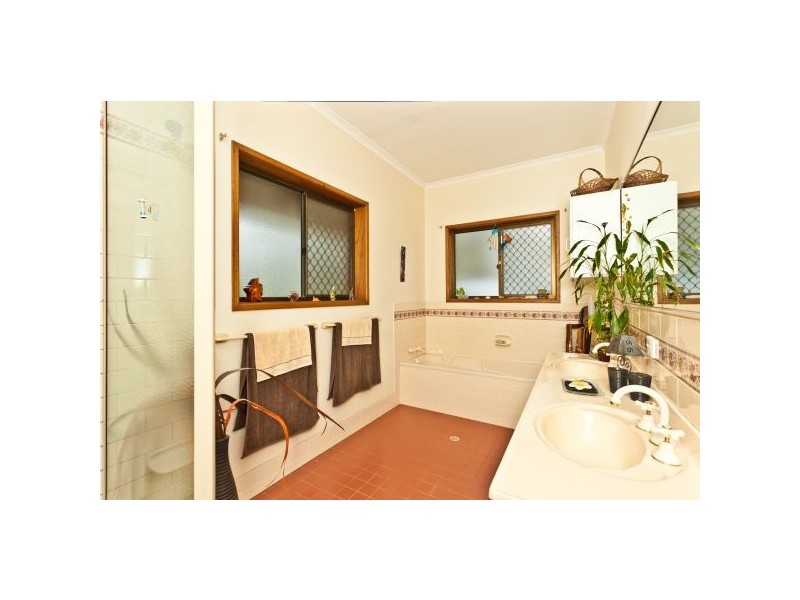 105 Torrens Road, Petrie QLD 4502