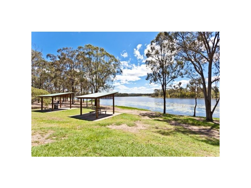 105 Torrens Road, Petrie QLD 4502