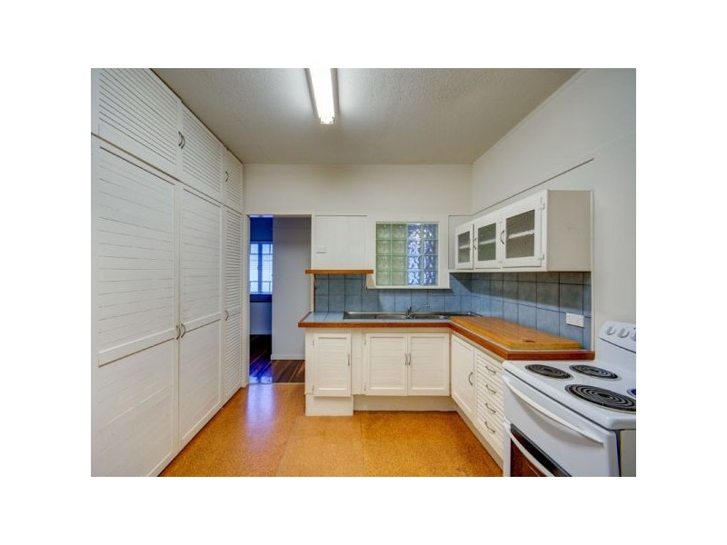 82 Pateena Street, Stafford QLD 4053