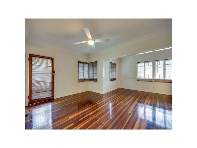 82 Pateena Street, Stafford QLD 4053