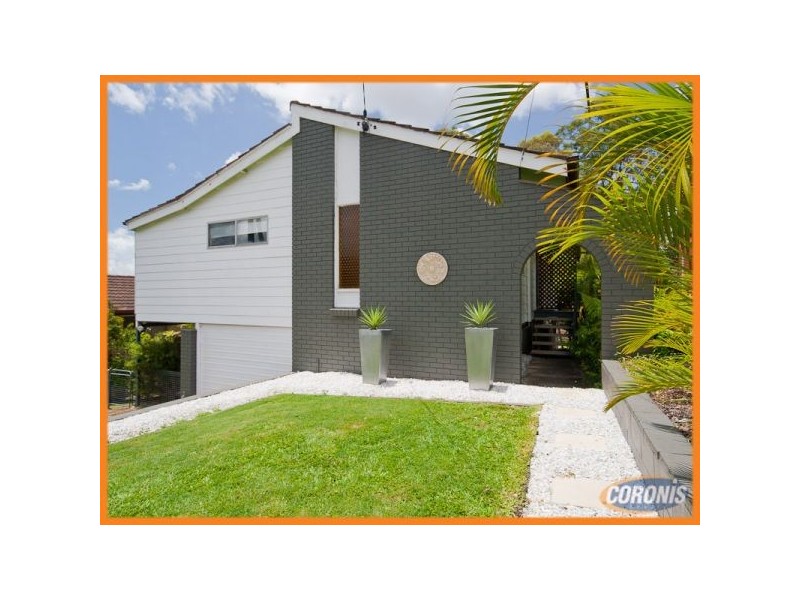 22 Tabulam Drive, Ferny Hills QLD 4055